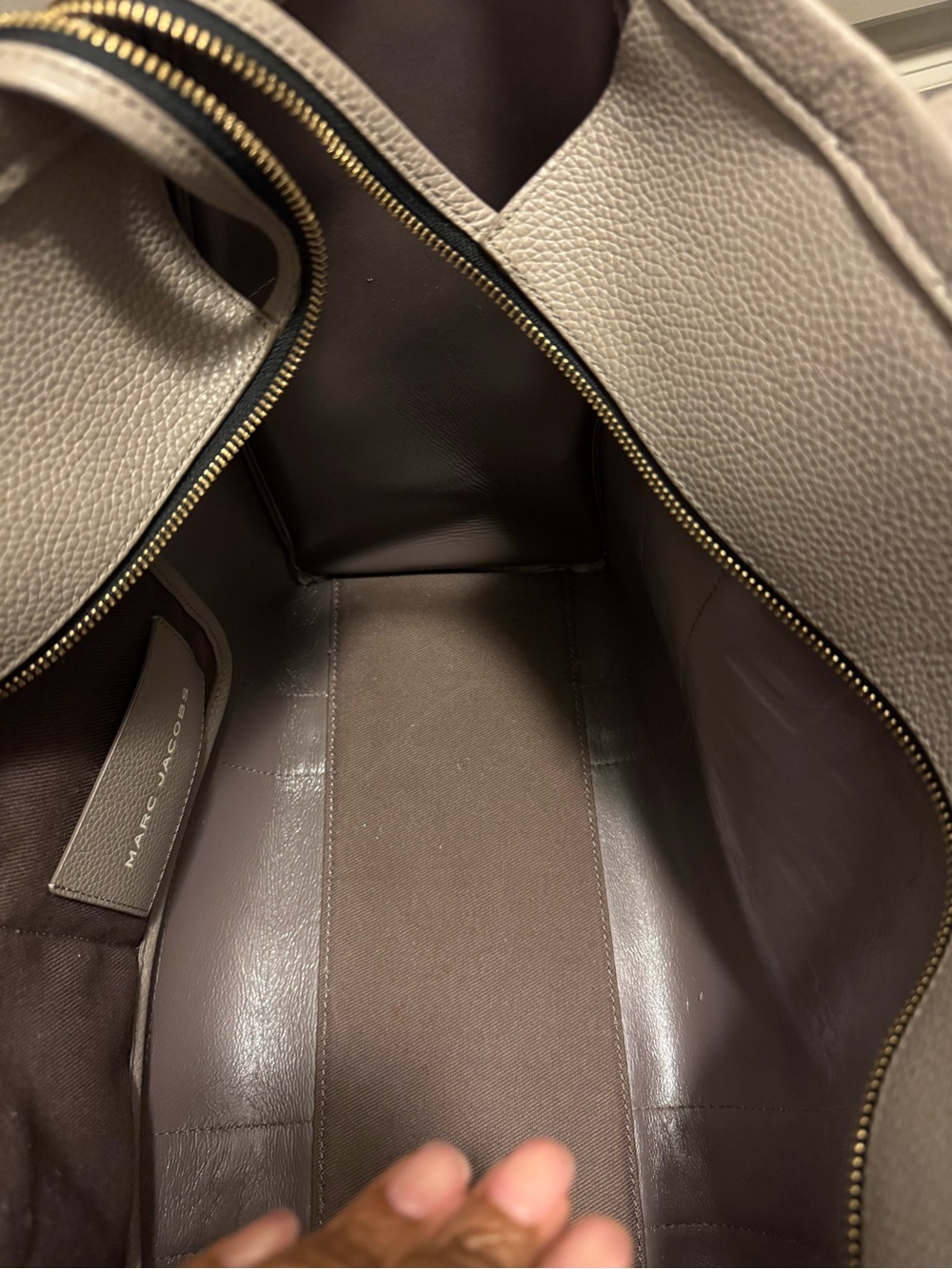 Marc Jacobs Gray 'The Tote Bag' Leather Tote - Picture 8 of 16